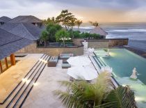 Villa Bayu Gita - Beach Front, Beachfront villa